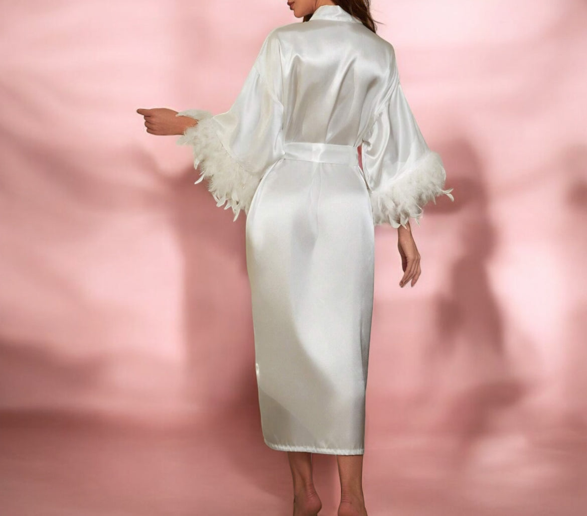 PEIGNOIR SATIN PLUME BLANC