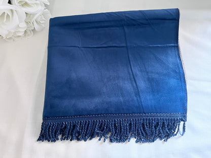 Tapis velour bleu roi