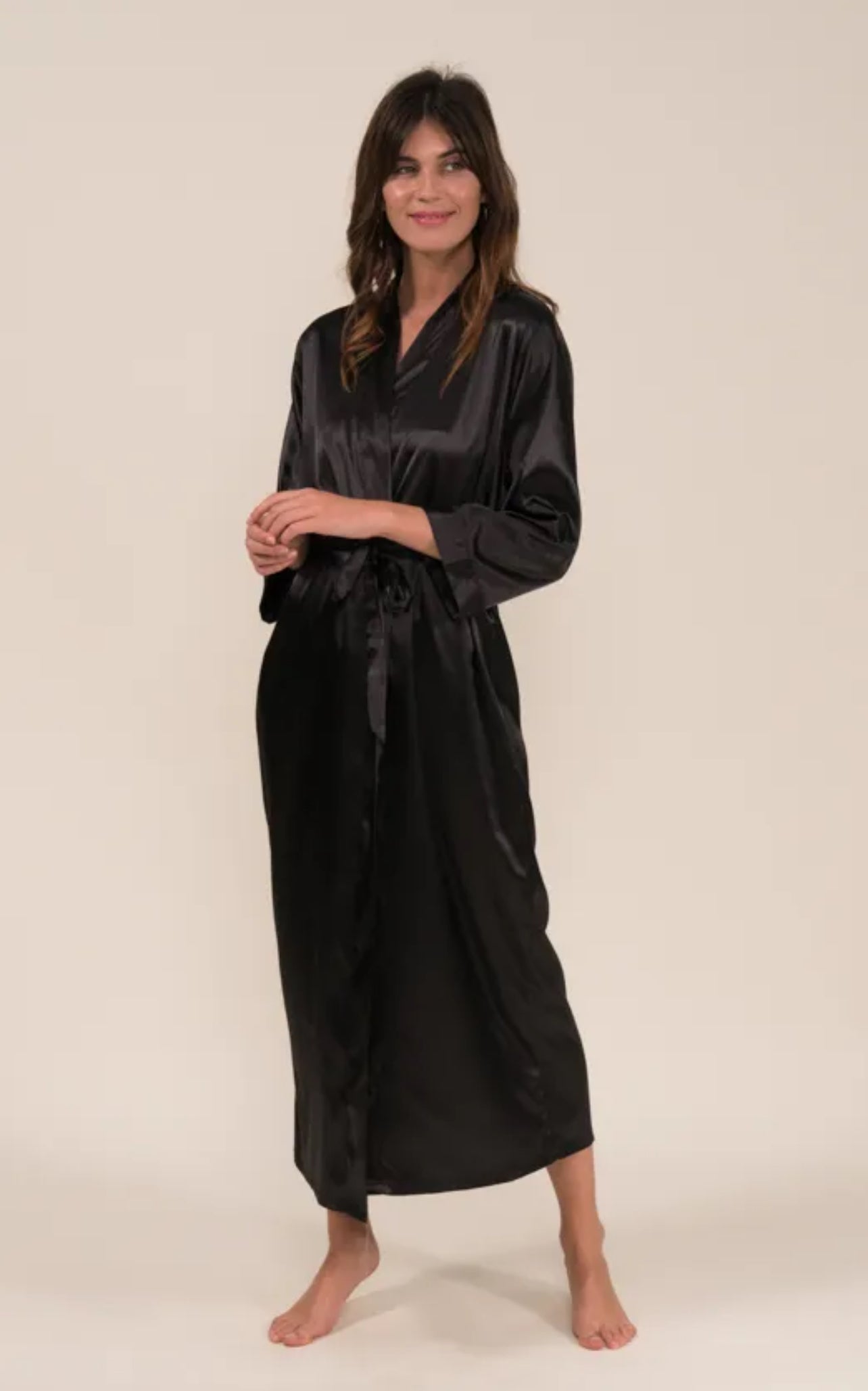 PEIGNOIR LONG SATIN NOIR