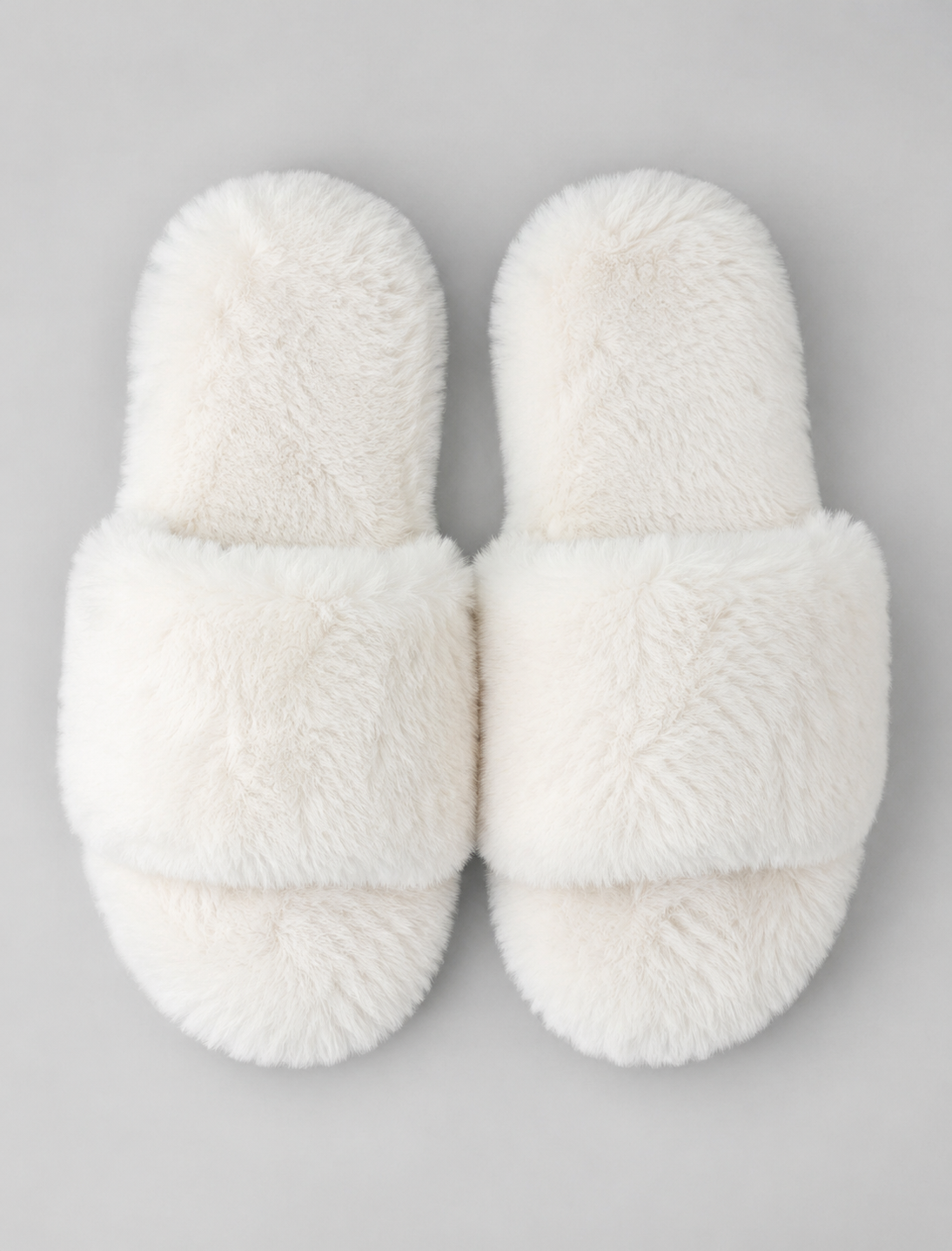 CHAUSSONS FLUFFY BLANC