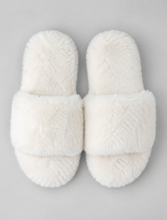 CHAUSSONS FLUFFY BLANC