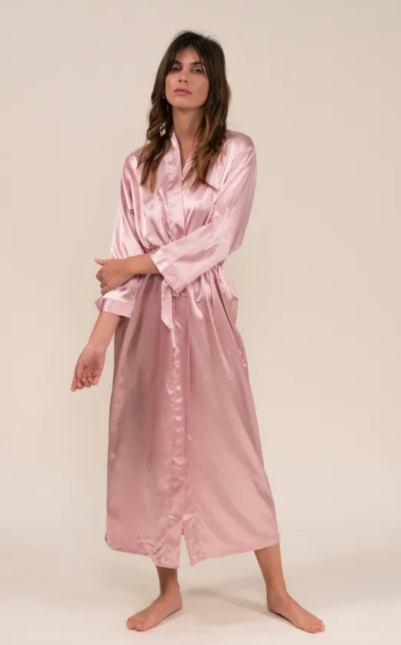 PEIGNOIR SATIN LONG ROSE POUDRÉ